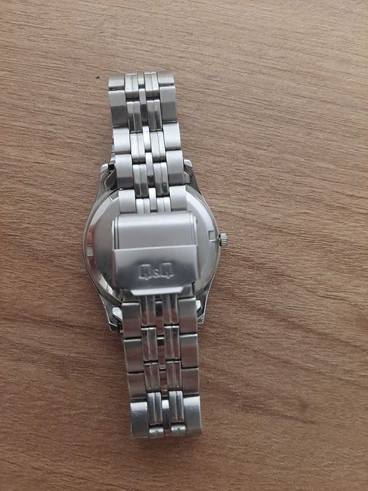 Zegarek Q & Q Superior