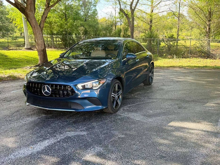 Mercedes-Benz CLA 250 4MATIC      2021