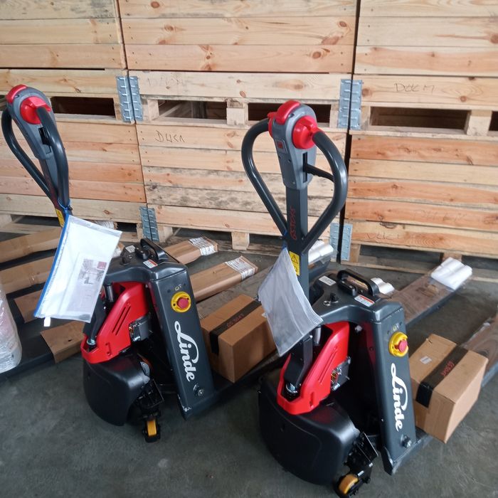 Paleciak elektryczny Linde, Toyota