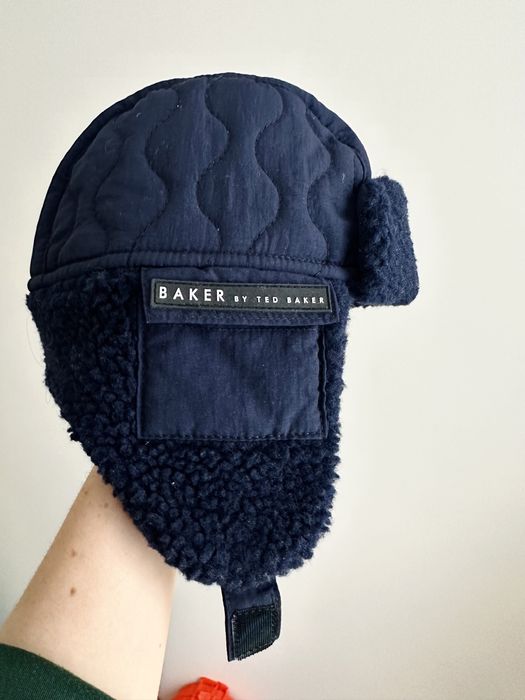 Зимова шапка Baker на 3 роки .