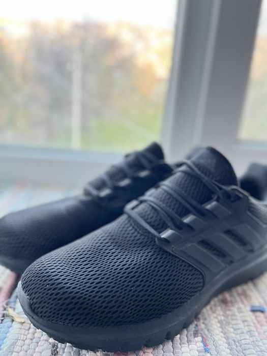 Кросівки Adidas ULTIMASHOW чоловічі