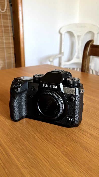 Fujifilm X-H1 e Grip + 2 baterias