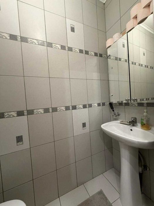 3 кімнатна в центрі навпроти 11 школи. Новобудова- 82 м². Лепкого. 3-й поверх. Євідновлення
