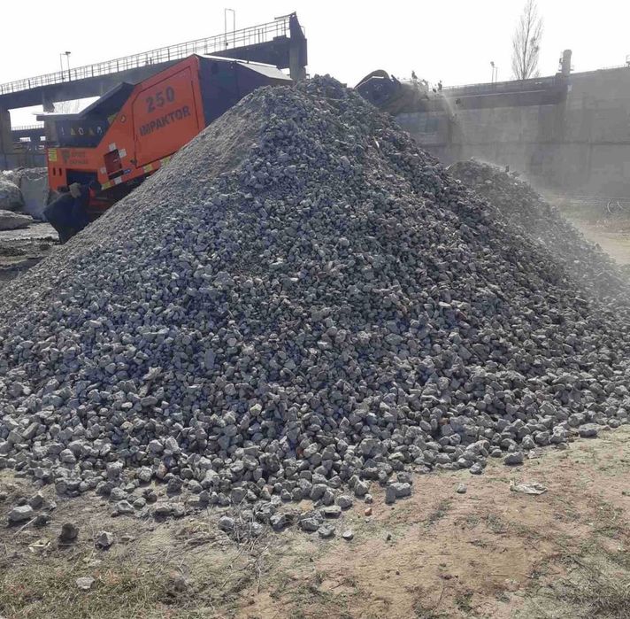 ПРОДАЖ! Щебінь ПІСОК Відсів Цемент Доставка в будь-якому обємі від 1т