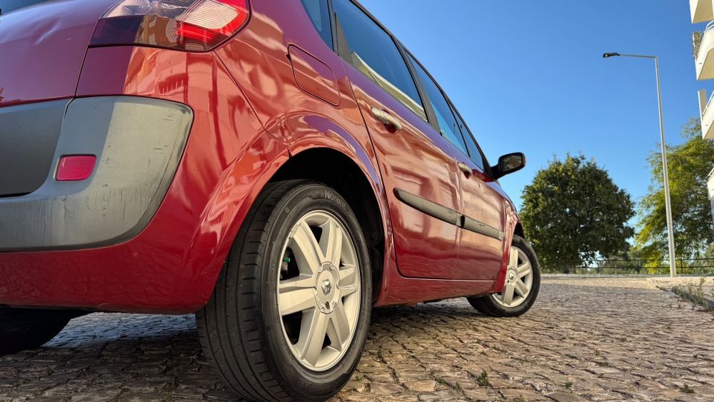 Renault Scenic 1.6 16v impecável