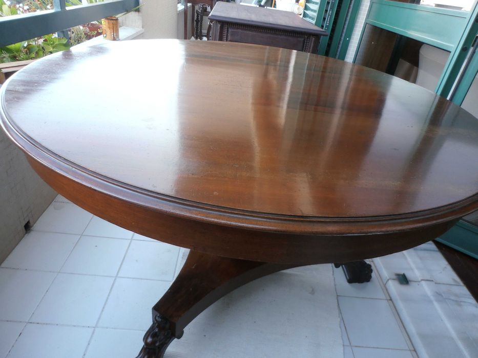 Breakfast Table