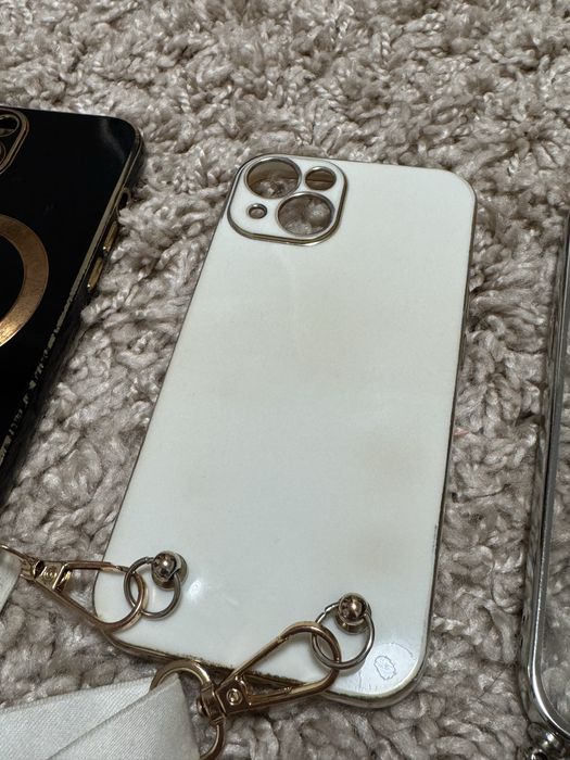 чохол на Iphone 13