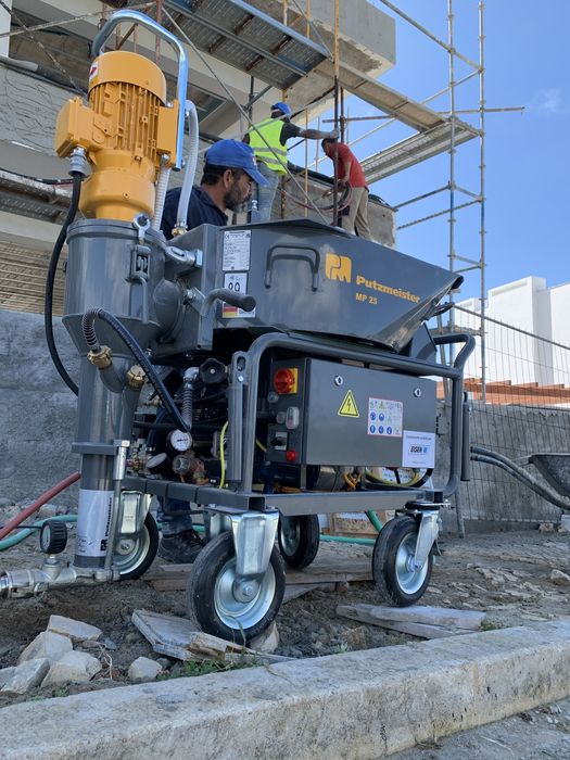 Aluga-se Maquina reboco e estuque