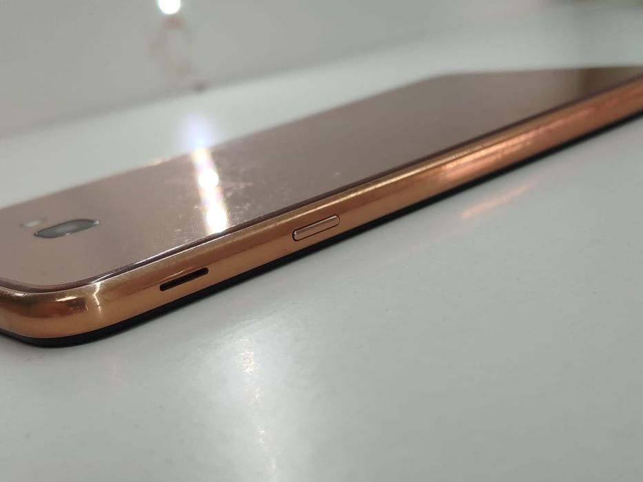 Samsung Galaxy J4 plus 2/16Г6 2018 року