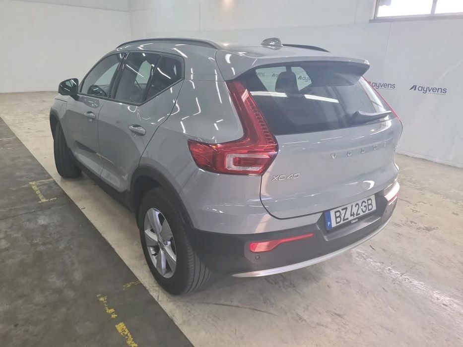 Volvo XC 40 2.0 B3 Essential foto 2