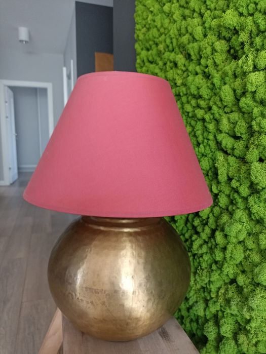 Lampa z abażurem