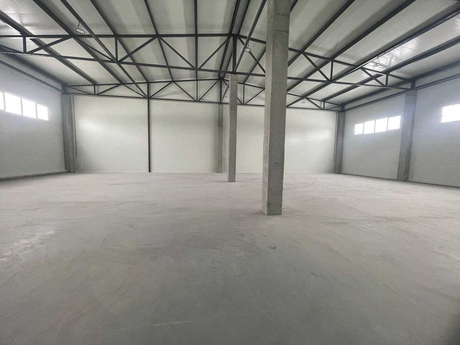 Продажа склада с. Святопетровское 1730 м.кв.