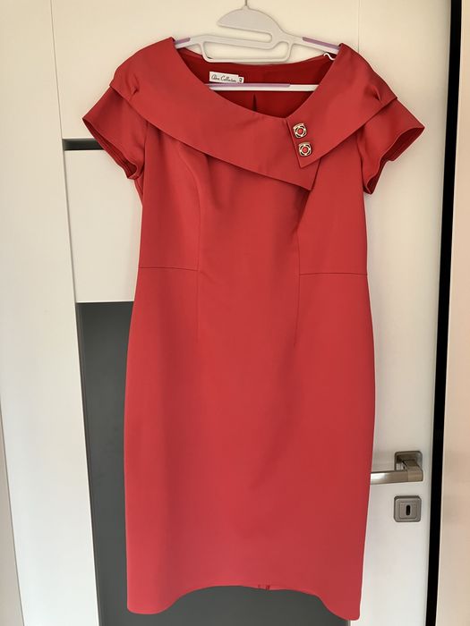 Koralowa sukienka 40/42 za kolano