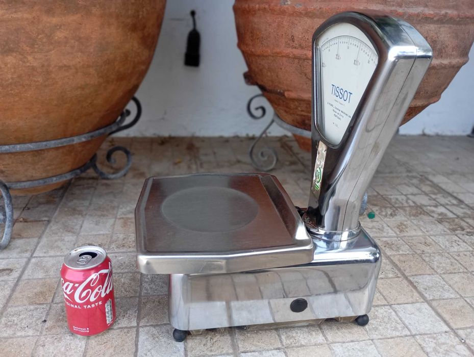 Pequena Balança Vintage Tissot Funcional e Calibrada Pesa Até 3 Kg.