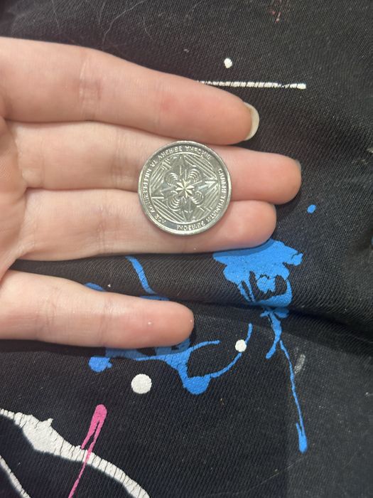 5 колекційних , 10 гривень копійок . Доя колекцій