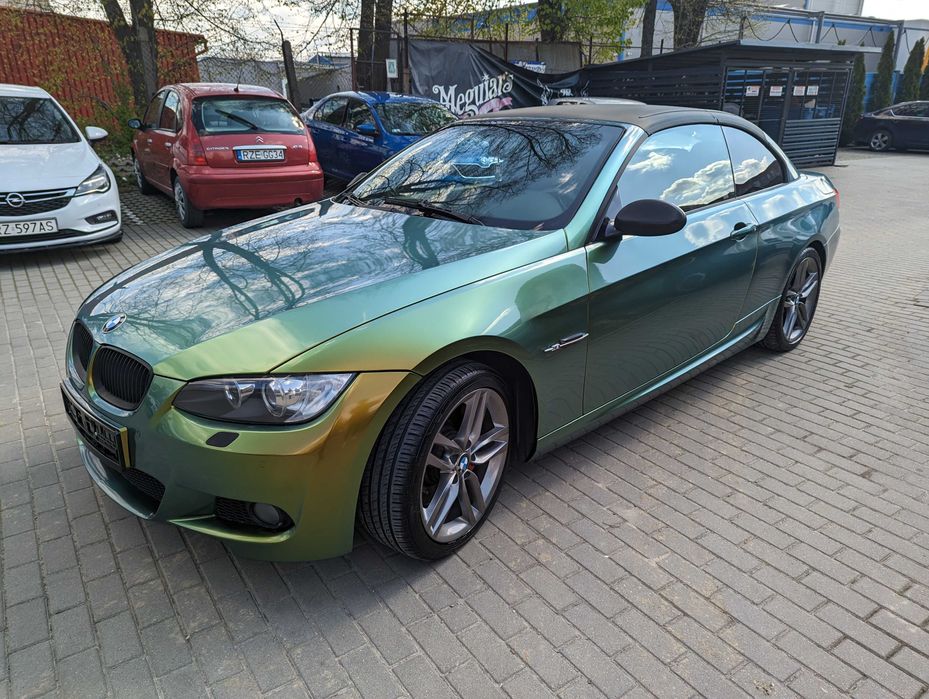 Oklejanie pojazdów zmiana koloru samochodów przyciemnianie dechroming