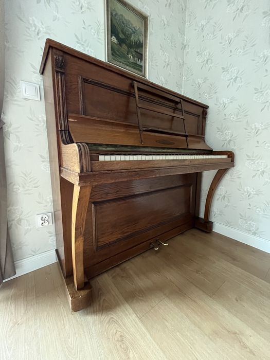 Pianino piekne stan 4+ H. KLEIN  dla konesera