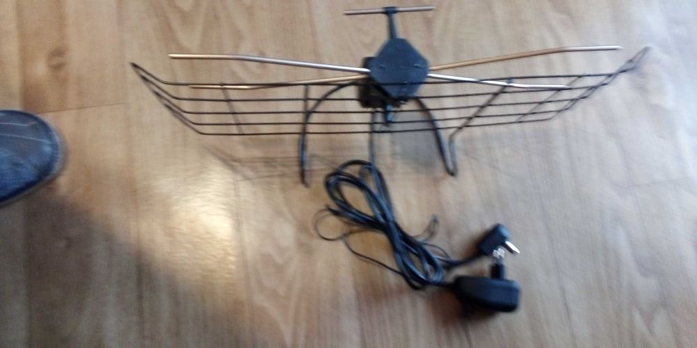 Antena pokojowa telewizyjna dvb t2