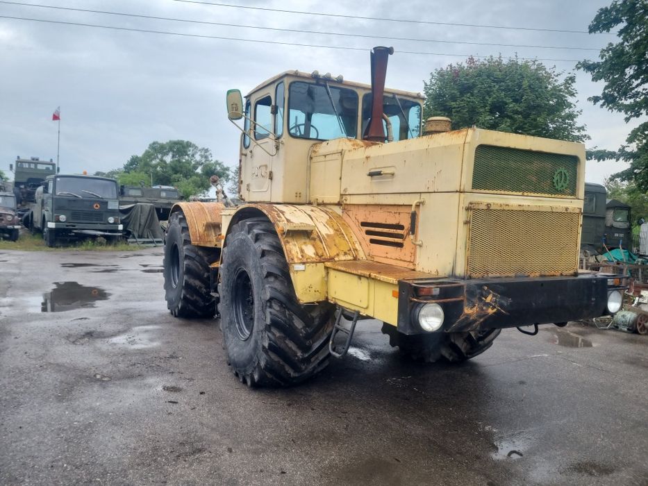 Kirowiec V12 piękny stan