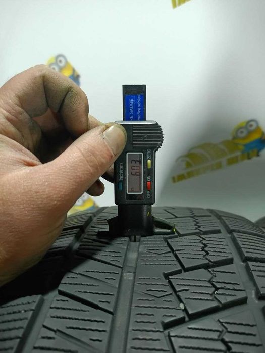 Шини Nexen 235/55R17. 2шт. Зима 2024р (0515)