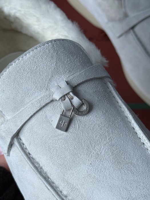 Лофери loro piana , лоро піана з хутром . Висока якість . 25 см !