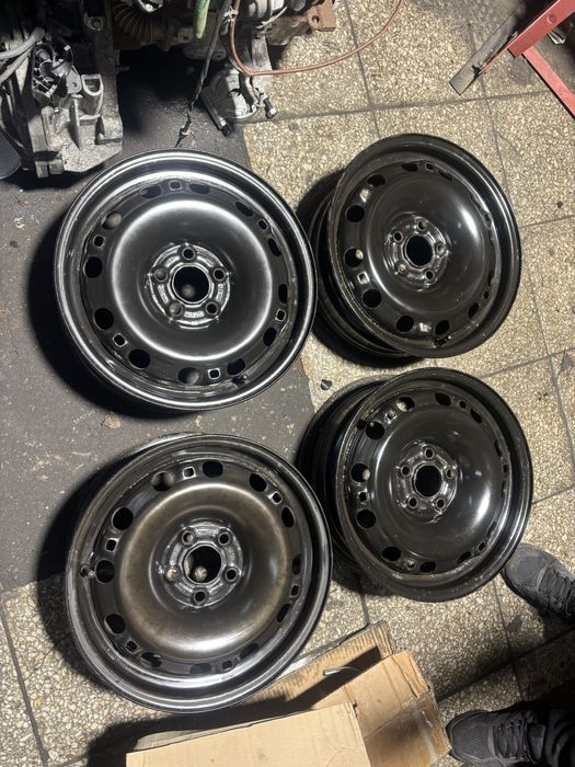 FS34 Komplet felg stalowych 15” 5x100