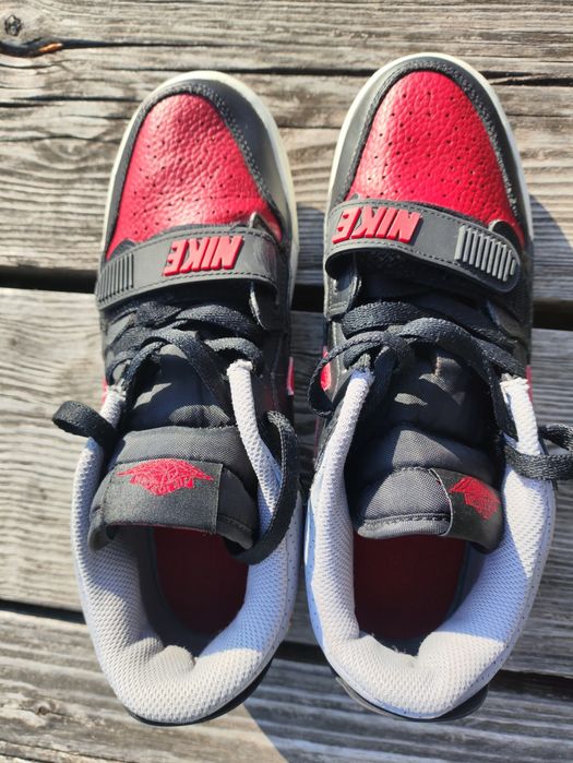 Nike Air Jordan Legacy low  Bred
CD7069-006