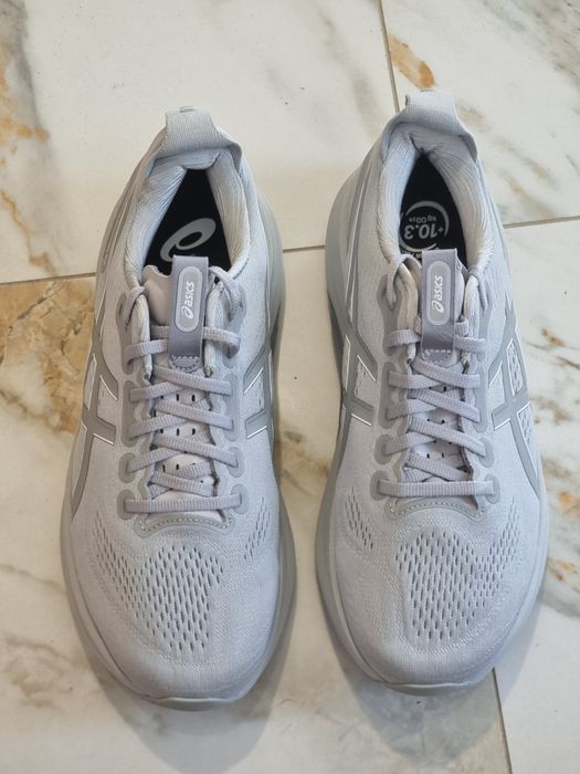 Оригінал 100% чоловічі кросівки asics Kayano 32 eur 44.5