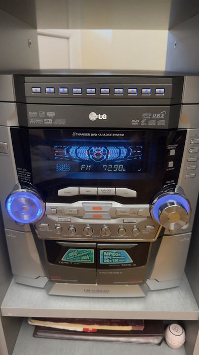 музичний центр LG LM-K3540