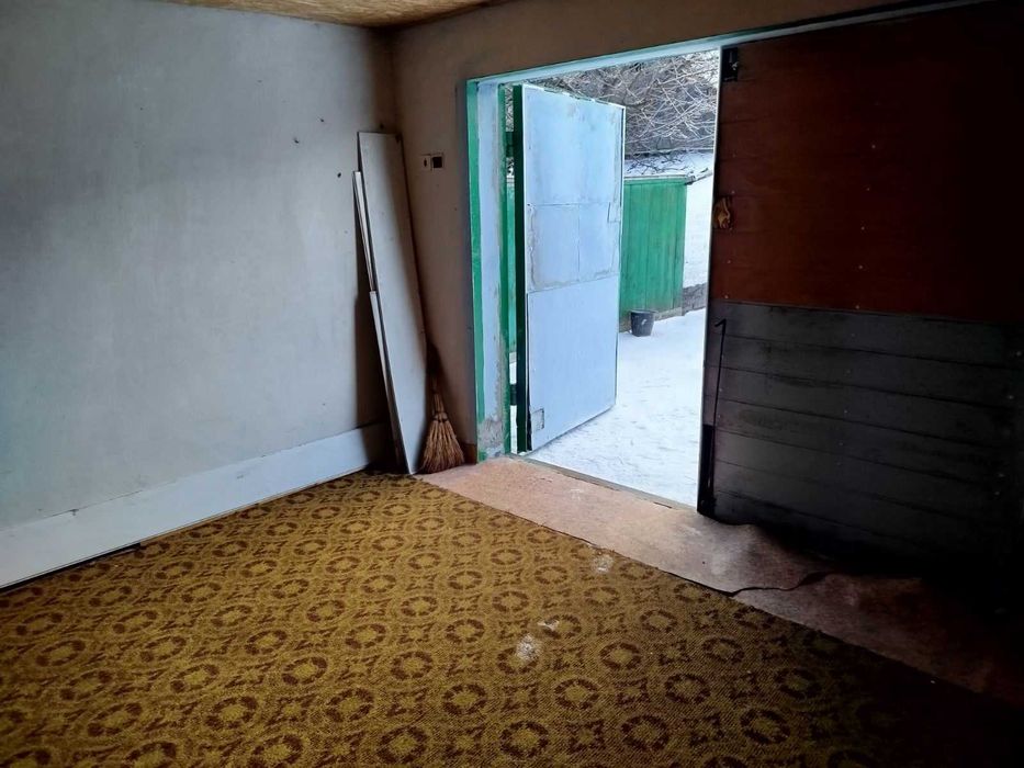 Здам в оренду гараж в центральній  частині міста,