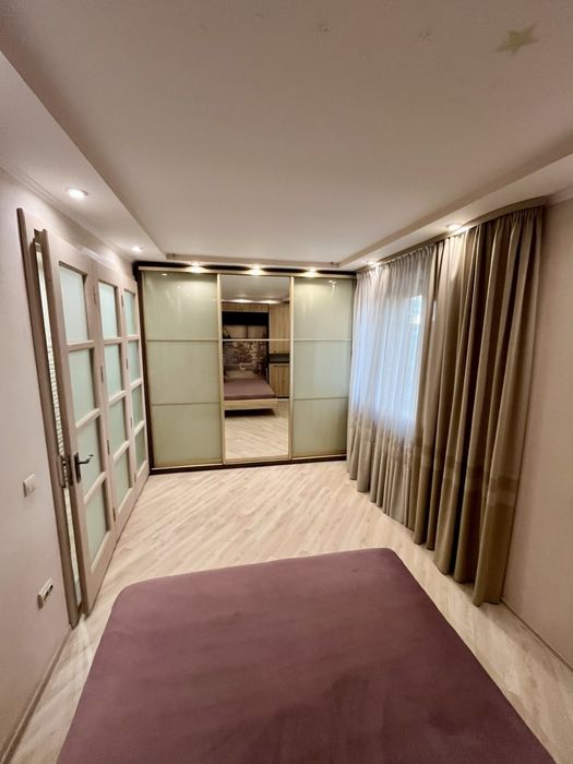 однокімнатна квартира в обжитій новобудові в центральній частині міста