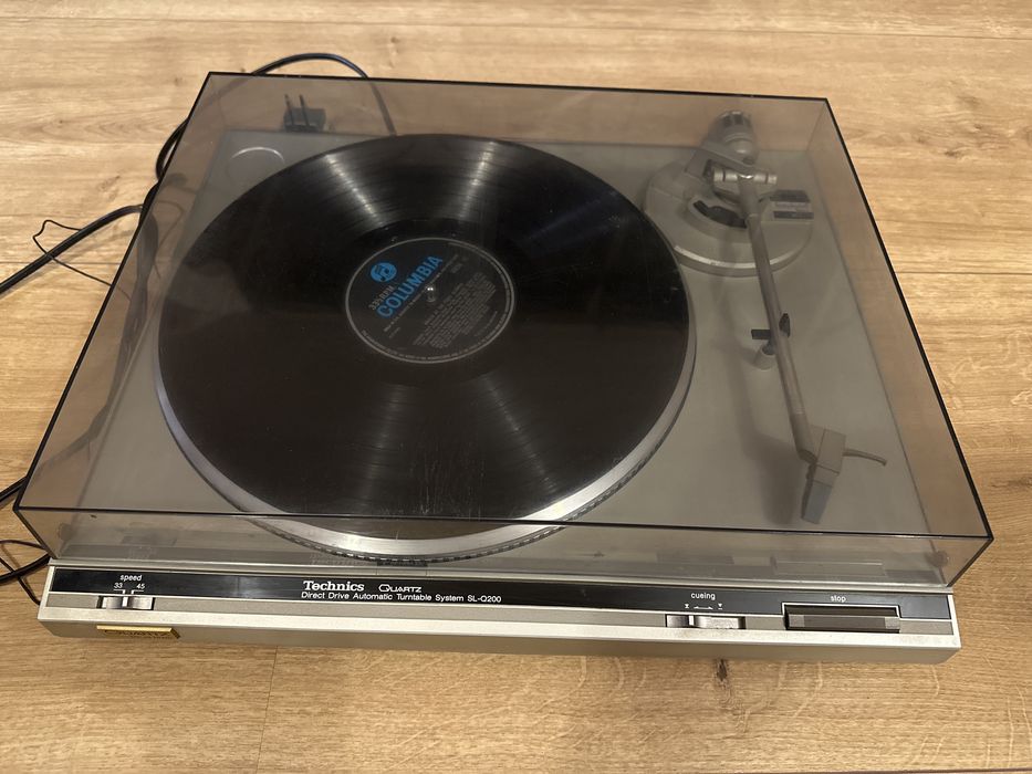 Gramofon technics SL-Q200