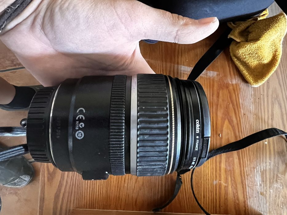 Objetiva Canon EF-S 17-85mm f/4-5.6 IS USM – usada