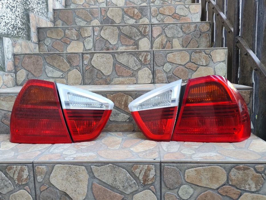 Tylne lampy BMW E90 przedlift