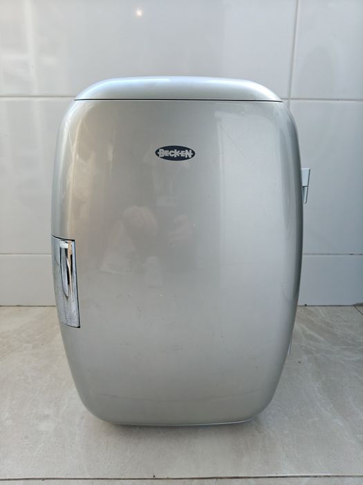 Mini Frigo XHC-16, Becken