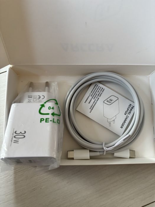 Ladowarka usb usbc 30 W kabel