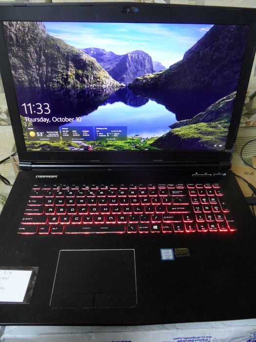 Cyberpowerpc  i7  17.3" 1920x1080 IPS видео GTX 1060 6GB GDDR5 192 Bit
