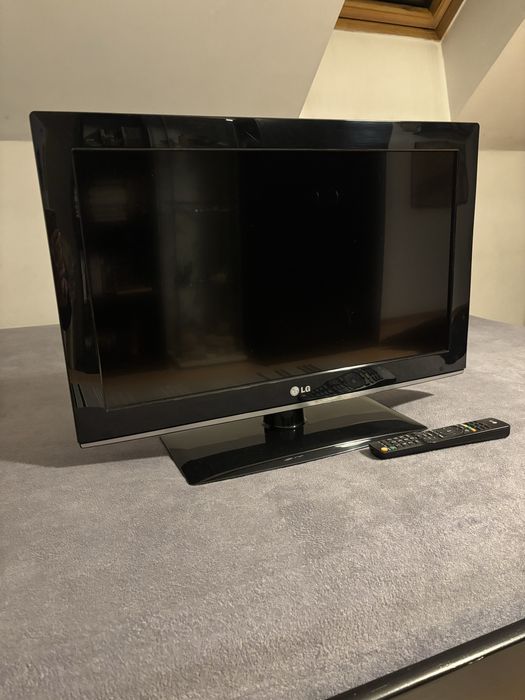 LG, telewizor 26’, super stan, bez wad model 26LK330