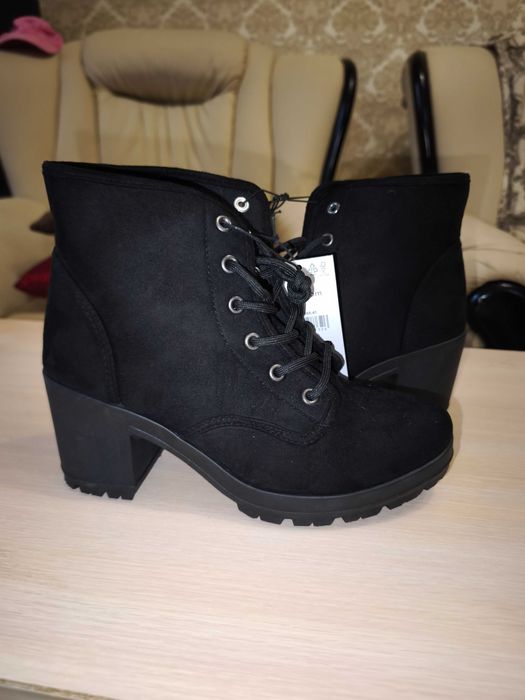 Жіночі черевики ботінки ботільони на підборах ботинки каблуке ботильон