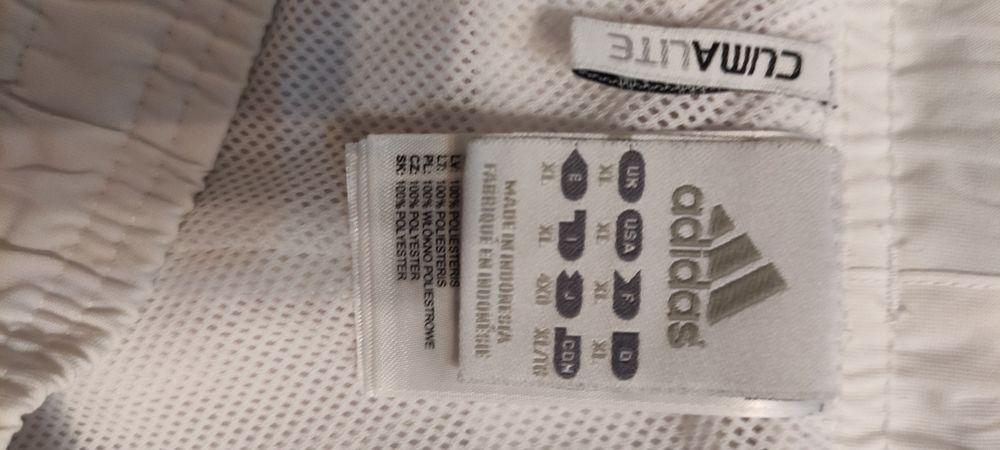 Spodenki Adidas XL.