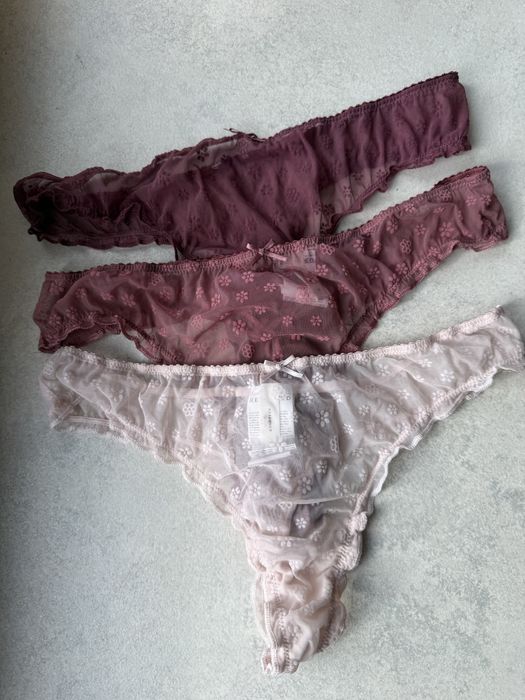Reserved koronkowe różowe majtki trzy sztuki trzypak M