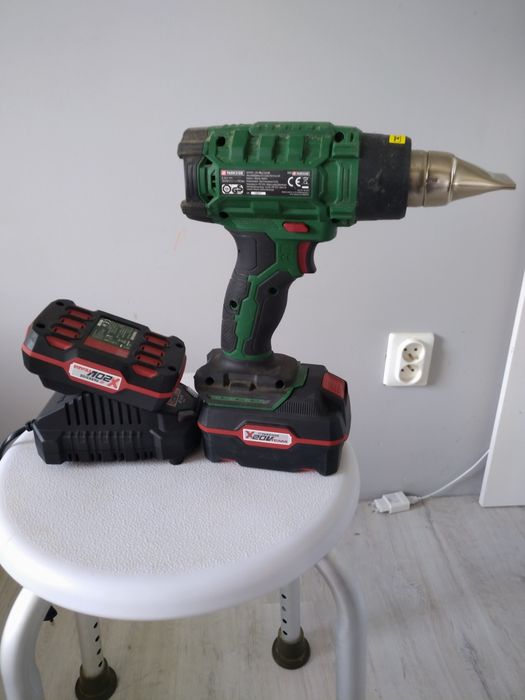 Suszarka opalarka 20v 2 baterie ładowarka