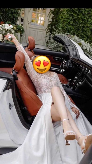 NOWĄ suknię ślubną