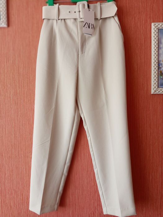 Жіночі білі штани ZARA