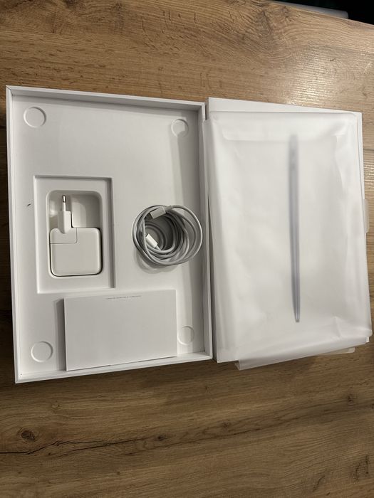 Macbook M1 stan Bardzo dobry