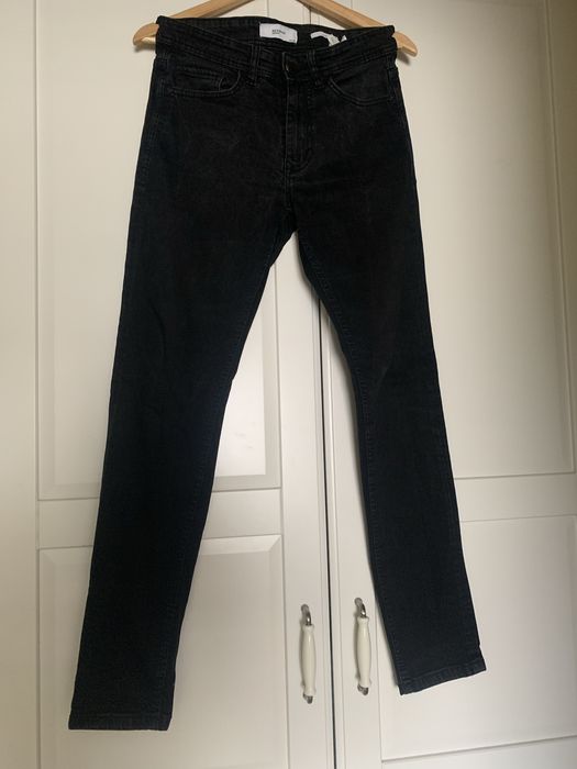 Dżinsy meskie spodnie Reserved r. S 28/32