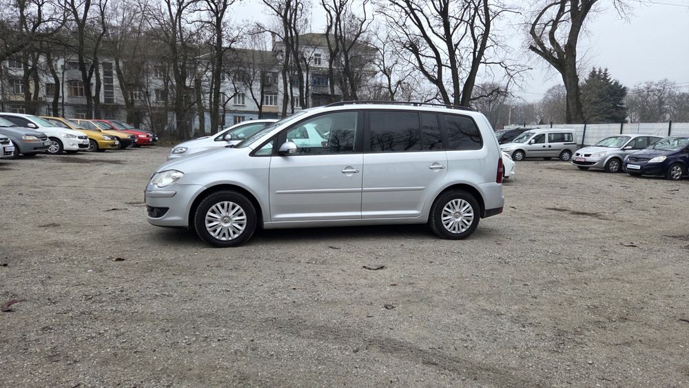 2007 Touran 1.6 mpi 7 місць