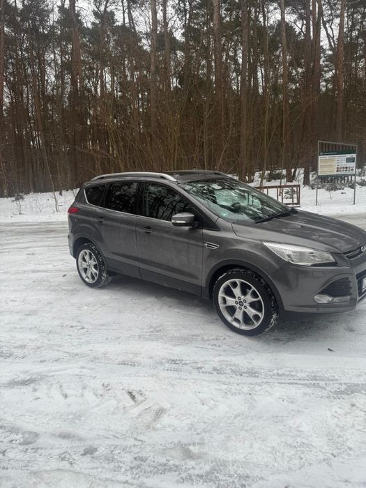Ford Kuga 1.6 benzyna