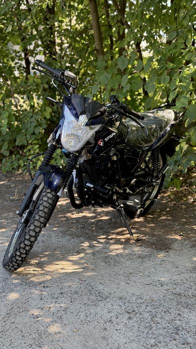 Spark SP150-R15 новий  дорожній мотоцикл 2025 року