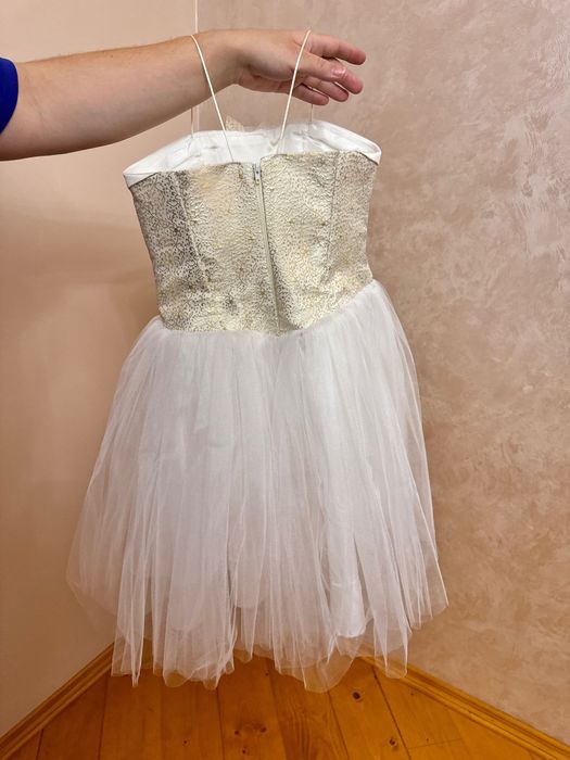 Дитяча святкова сукня